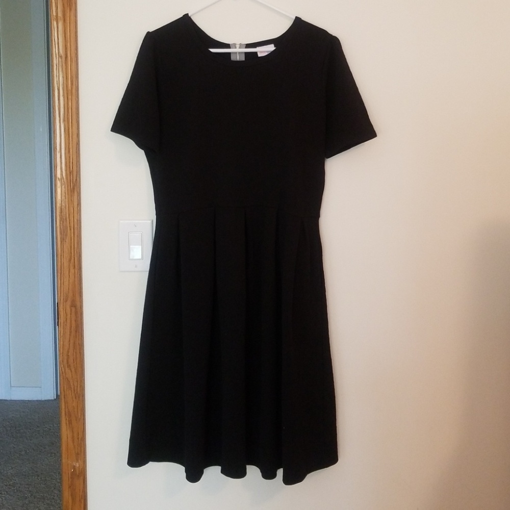 Lularoe Black Amelia
